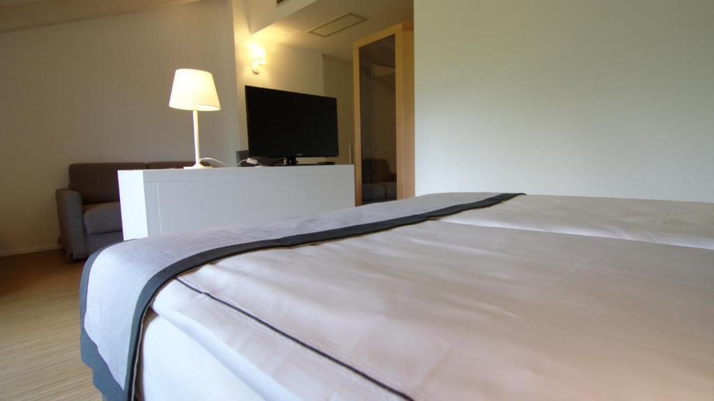Hotel Bavaria Левико-Терме Номер фото
